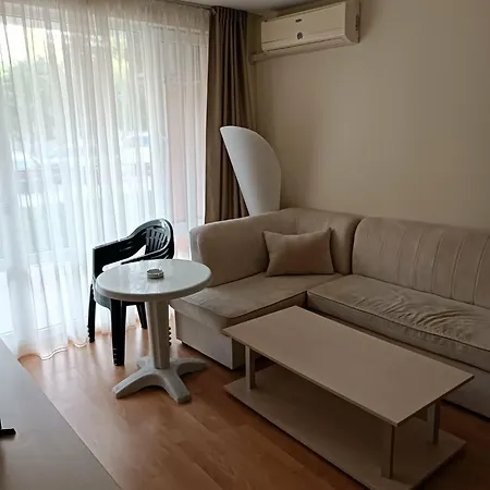 Apartamento Noks Svety